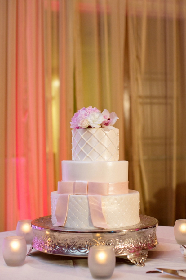 Wedding cake with bow