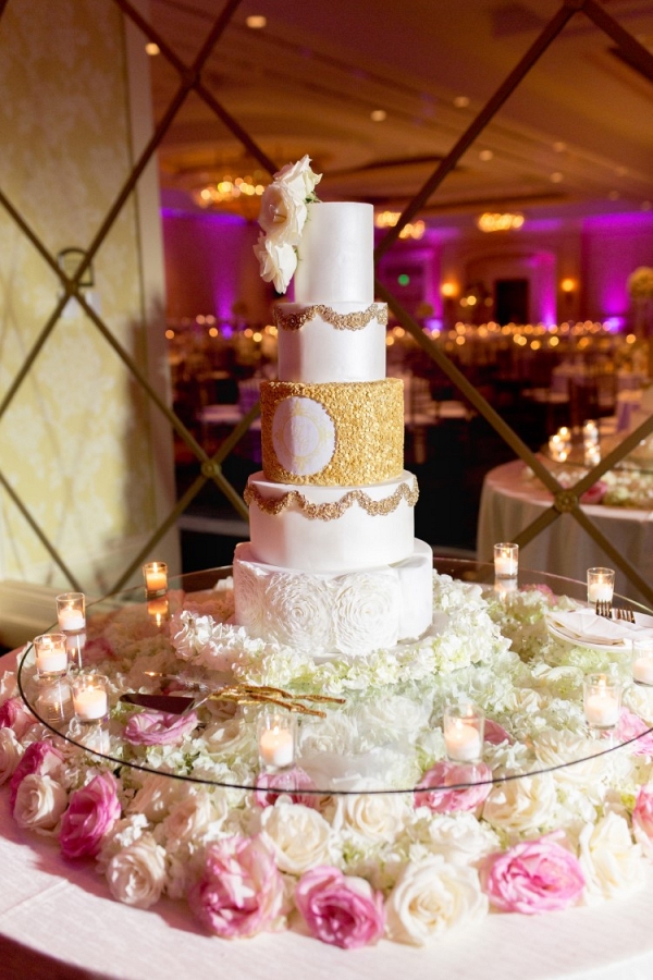 Glamorous wedding cake table