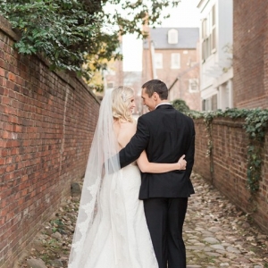 Bride and groom in Old Town Alexandria