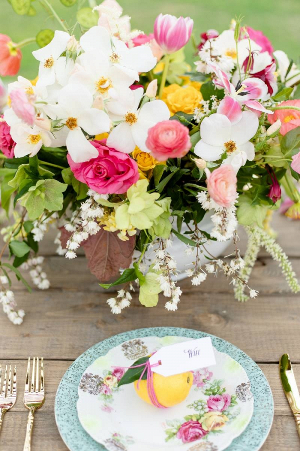 Colorful citrus wedding table