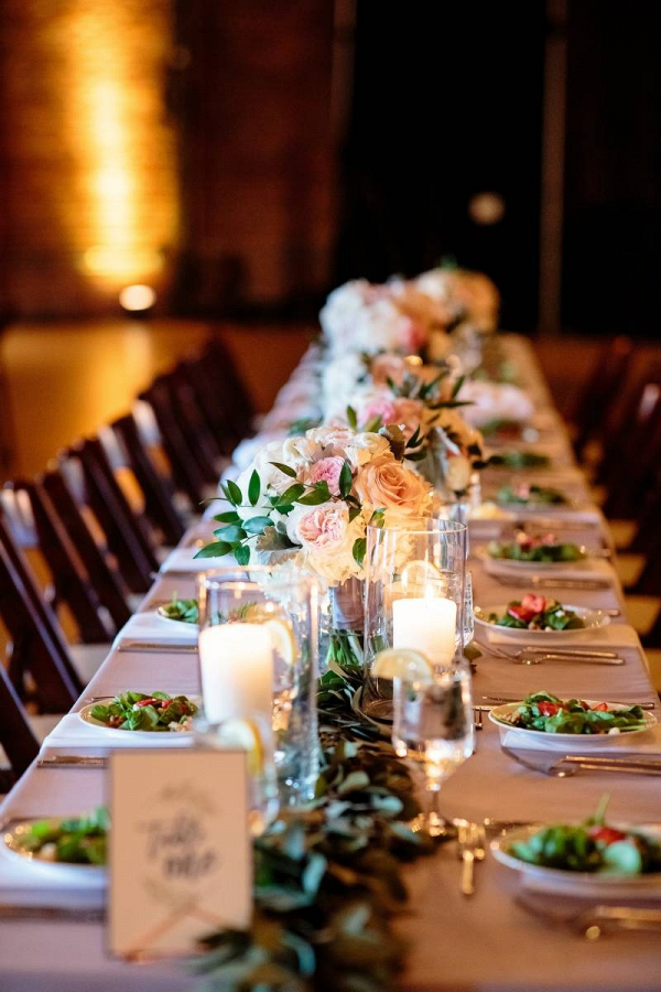 Elegant candlelit wedding table