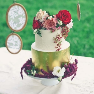 Gold Cake With Lace Hoops