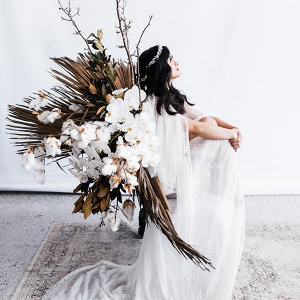 Bridal portrait with neutral florals