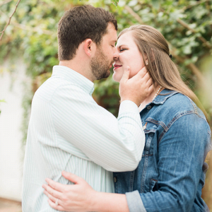Charming outdoor engagement session in Alabama