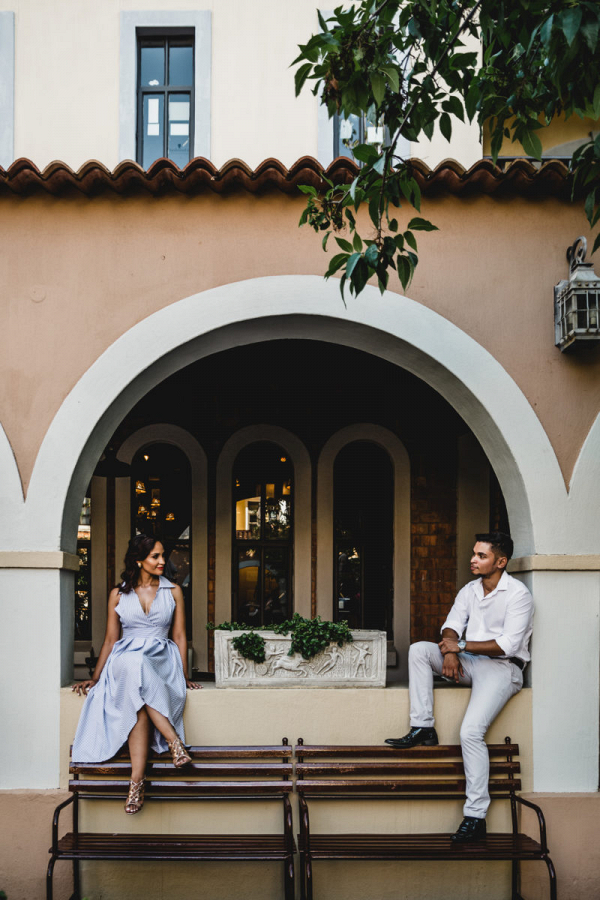Chic engagement session