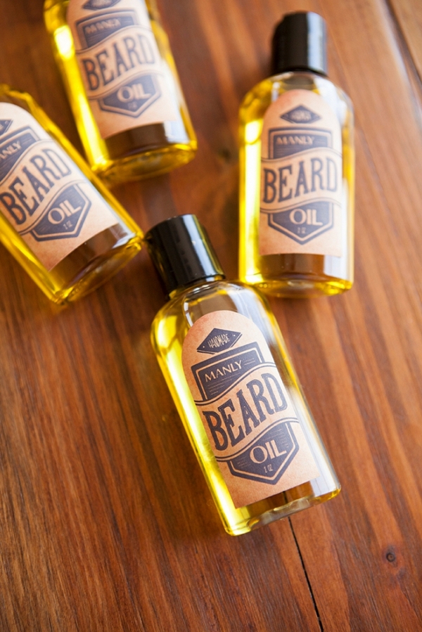 Learn how to create your own manly beard oil wedding favors with our easy to follow tutorial and free printable labels!