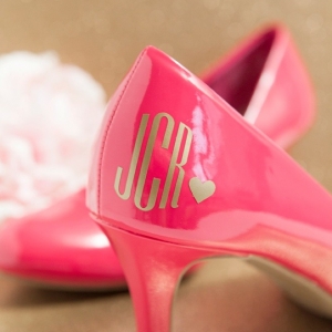 DIY Wedding Shoe Stickers for your bridesmaids!