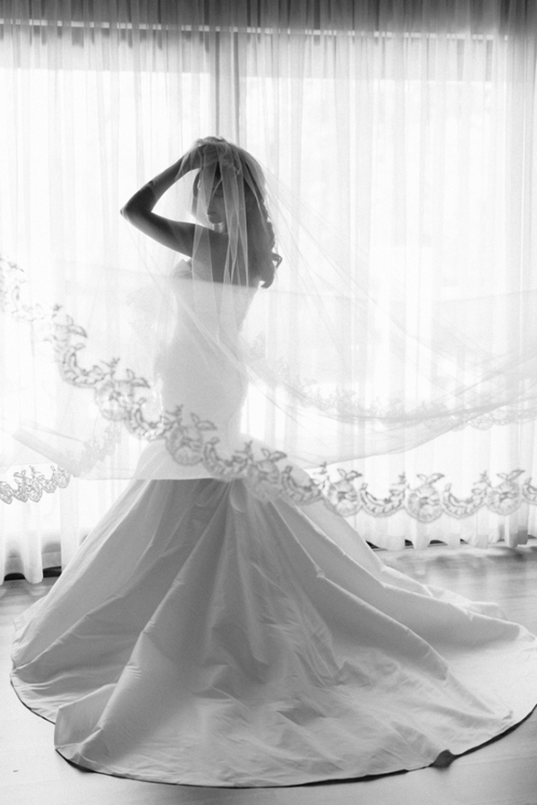 Trumpet Silhouette Wedding Dress