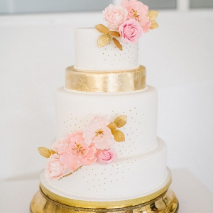 Pink & Gold Wedding Cake
