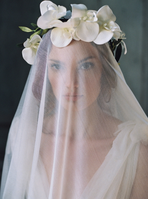 Bride in flower crown & veil