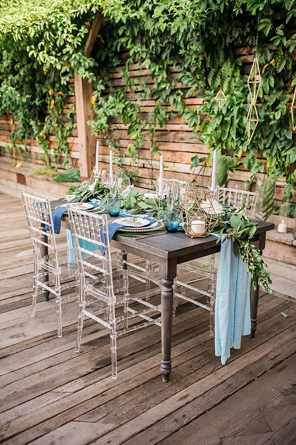 Blue and green tablescape