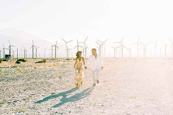 Chic Palm Springs engagement session