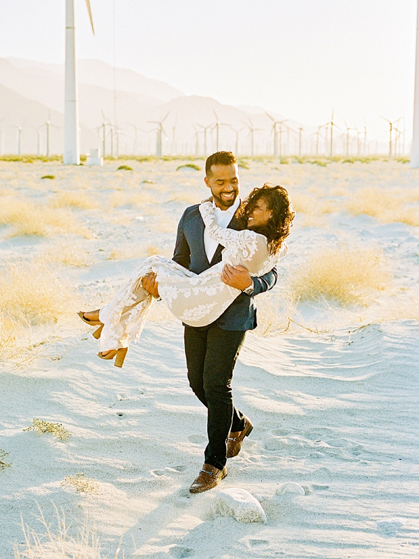 Chic Palm Springs engagement session