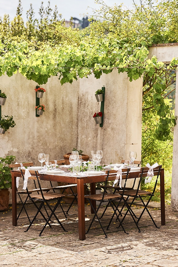 Al Fresco Reception Dining at Villa Torricella Florence Wedding Studiobonon Photography