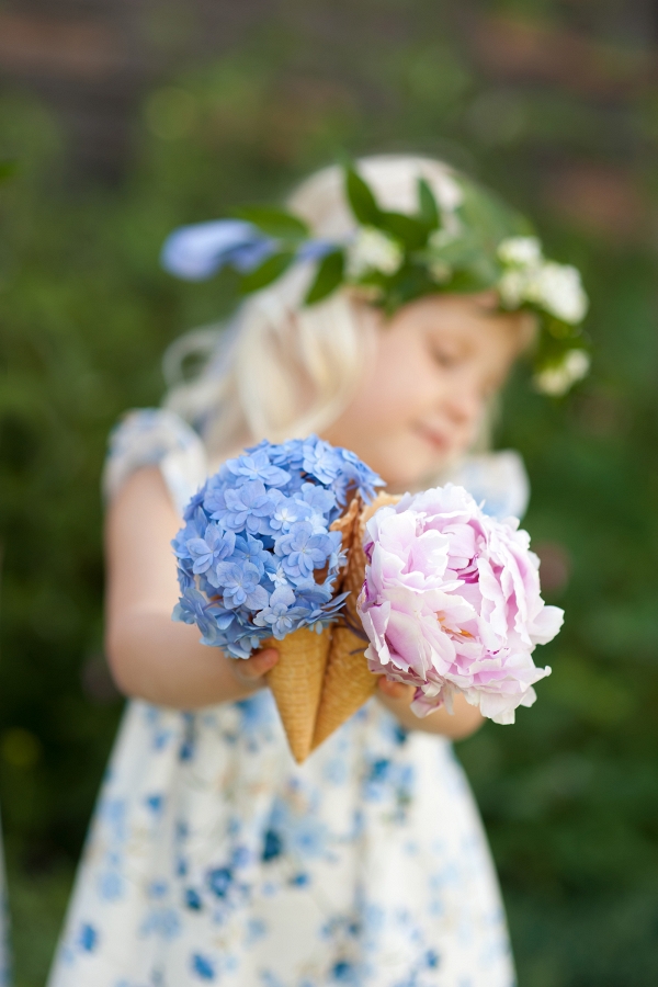 DIY ice cream cone bouquets for summer flower girls