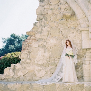 Bride in the church ruins of Mission San Juan Capistrano