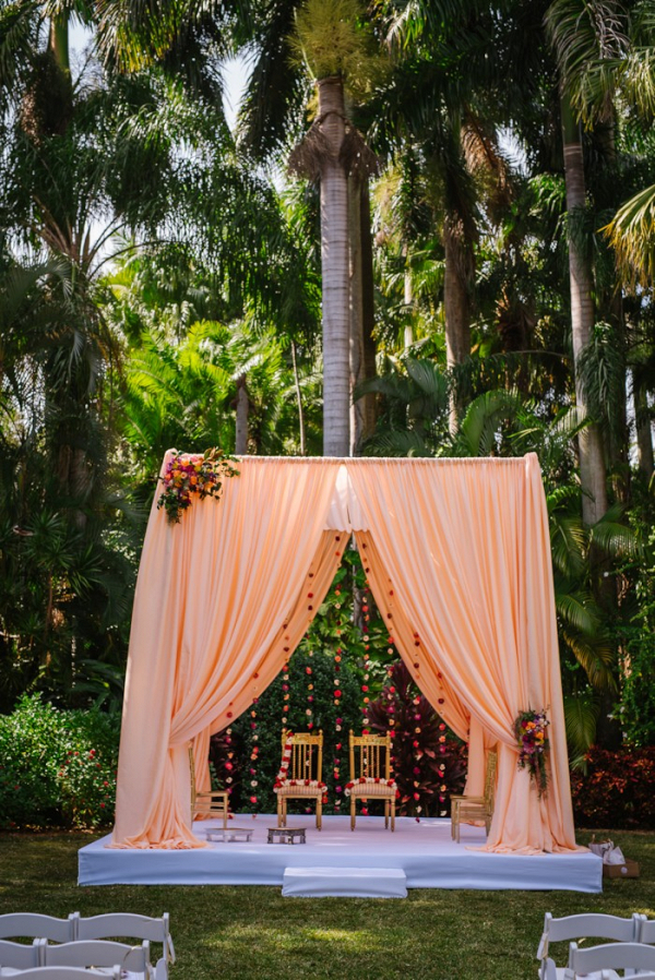 Coral and pink Indian ceremony