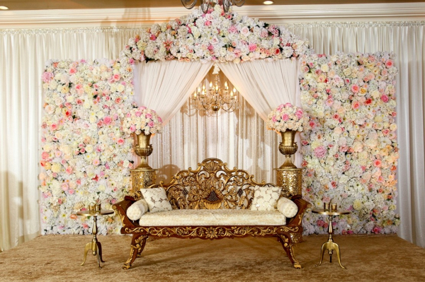 Luxe white and gold wedding decor