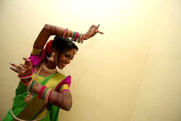 Indian Bridal Posing in Saree