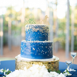 Blue and white wedding cake