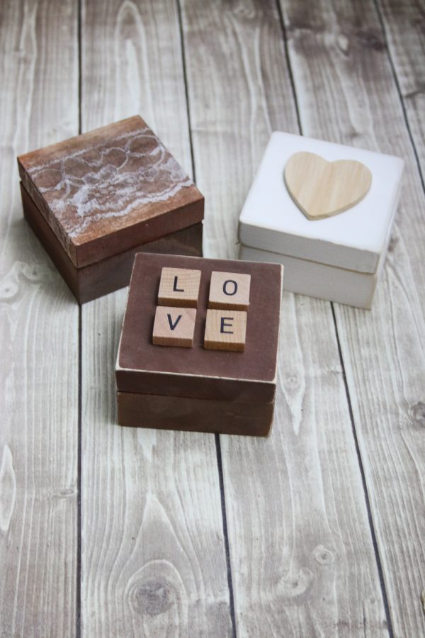 DIY rustic ring bearer boxes from The Budget Savvy Bride