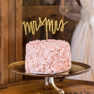 Pink swirl cake on The Budget Savvy Bride
