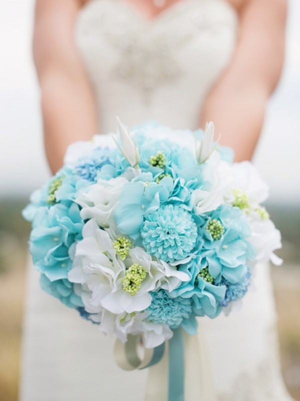 White and Aqua Wedding Bouquet | Photo by Summer Shea Photography