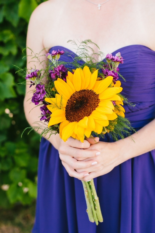 sunflower+bridesmaid+bouquet+-+rustic+intimate+oklahoma+wedding+at+Darlington+Chapel4