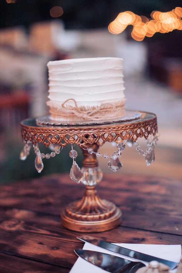 rustic+jeweled+wedding+cake+stand