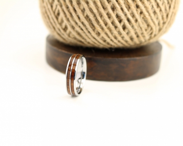 Men's Wood Inlay Wedding Ring with Tungsten Lining