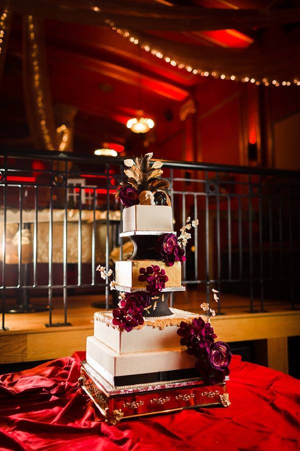 Glamorous and elegant Halloween wedding cake