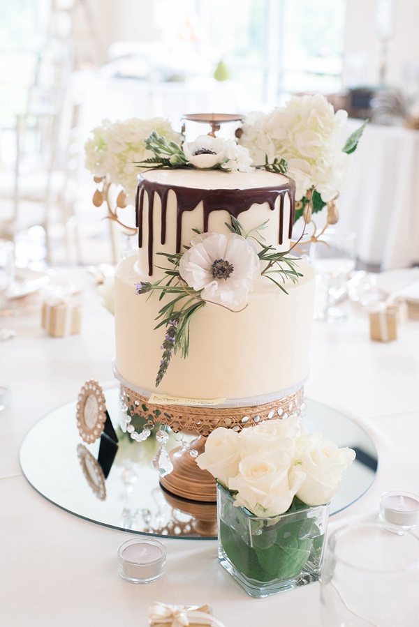 Wedding cake centerpiece