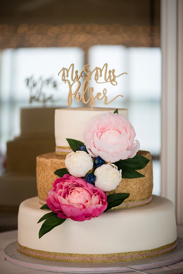 gold and pink wedding cake
