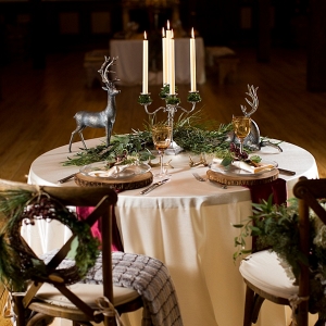 Rustic Christmas wedding sweetheart table