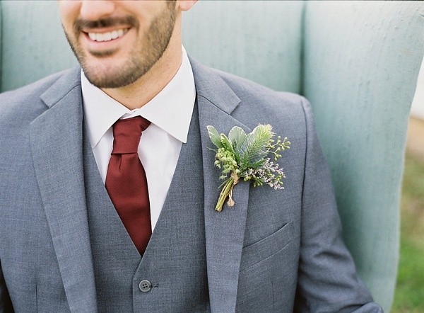 Rustic boutonniere