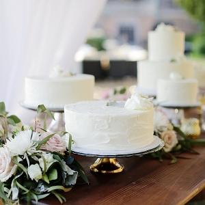 Wedding cake bar