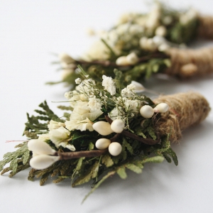 White Green Rustic Dried Flower Boutonnieres